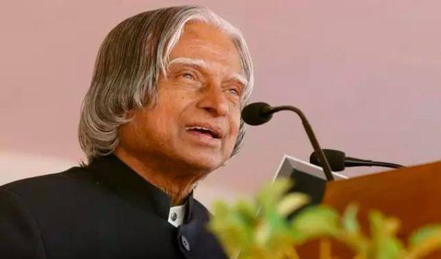 印度是否能够成为一个有声有色的大国_甘地_尼赫鲁_英国