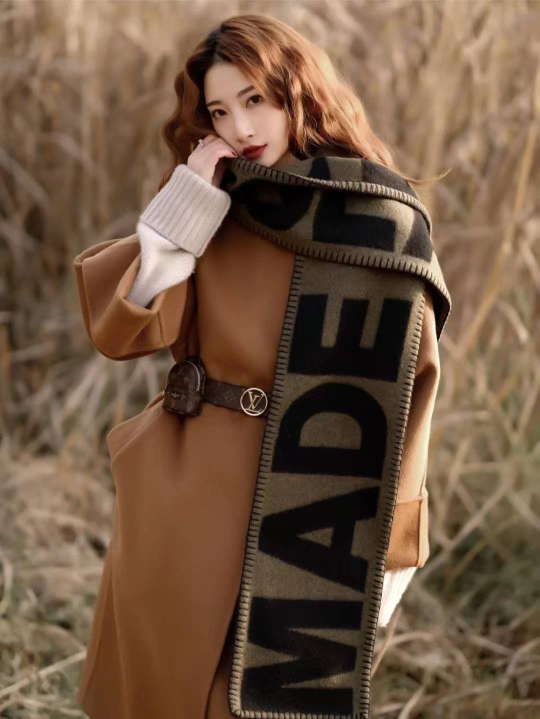 18套焦糖色大衣搭配图片大全,好浓郁的秋冬氛围感_look_白色_黑色