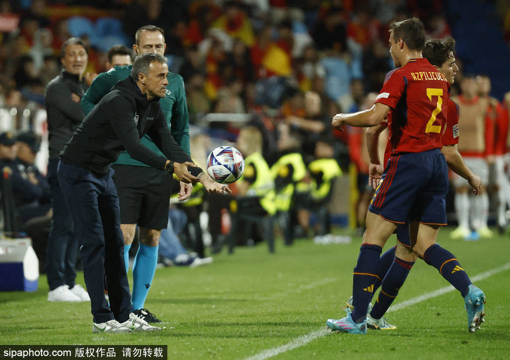 世界杯E组:西班牙巡礼：斗牛士高举传控大旗锋无力成大隐患|深度