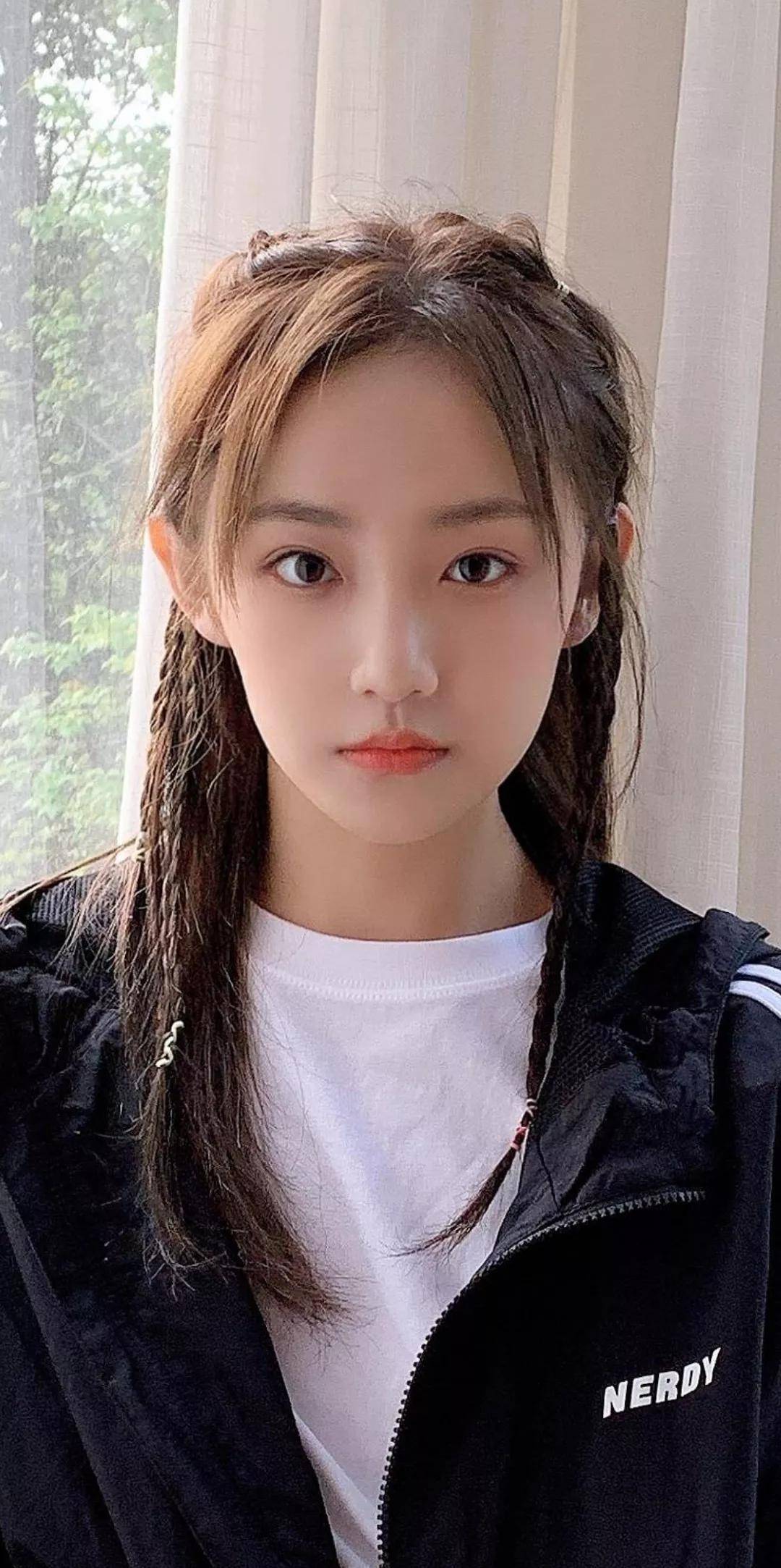 清丽佳人吴佳怡与周迅:如此相像,让你傻傻分不清_电影_中国_古装