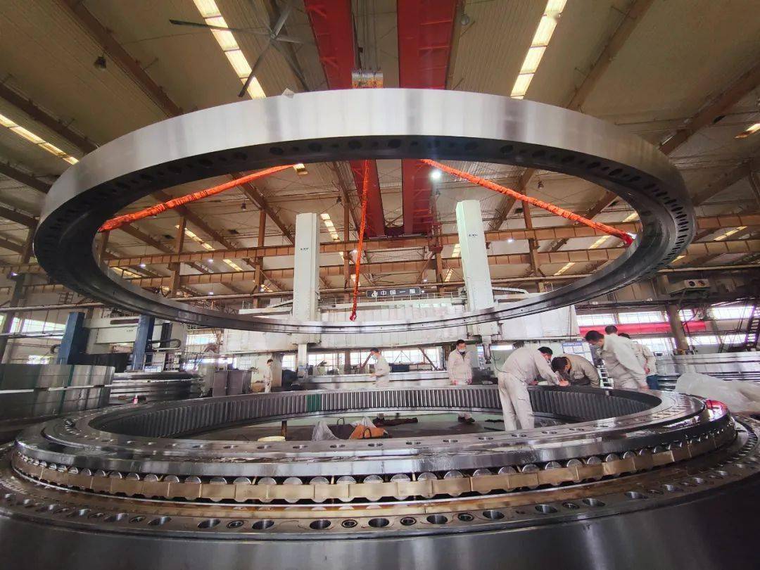 国内首套自主研发的12米级盾构机主轴承下线_技术_国产_应用