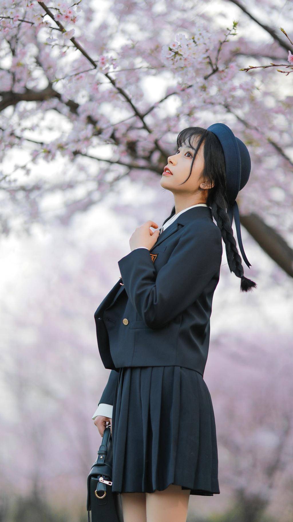 jk制服裙校服美少女樱花树下甜美个人写真_美少女_校服_樱花树