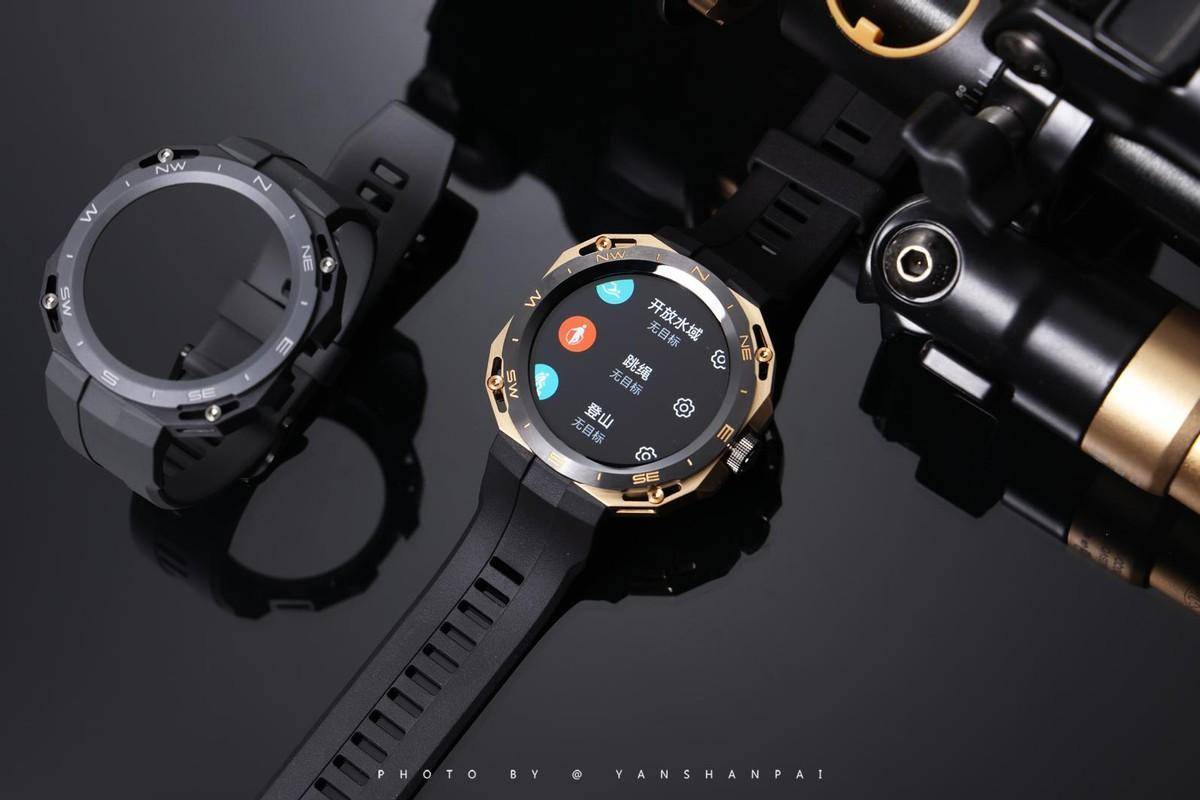 总带一块表太无聊！华为首款可换表壳智能手表WATCH GT Cyber评测
