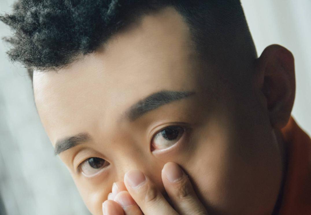 gai的儿子满月照上线,画面里的柚柚一脸可爱_网友_妻子_因为