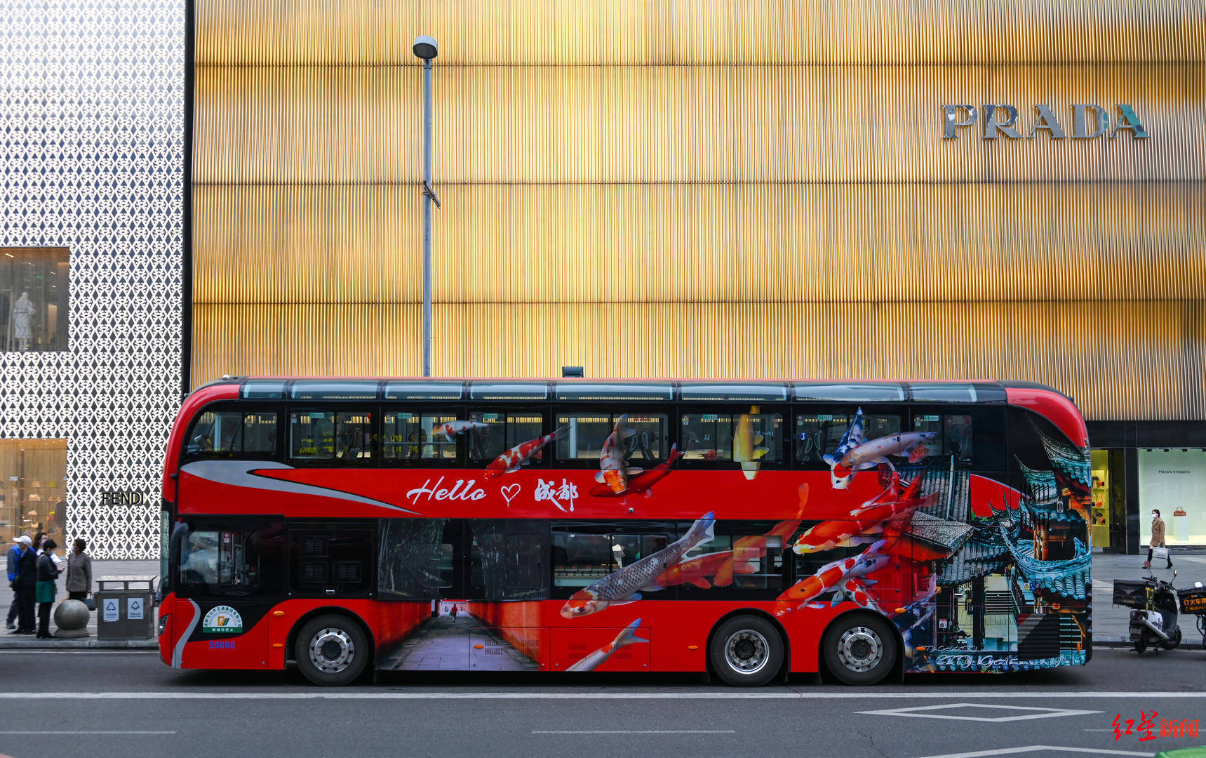 成都双层旅游观光巴士回归,快来一睹为快!_城市_中轴_文化