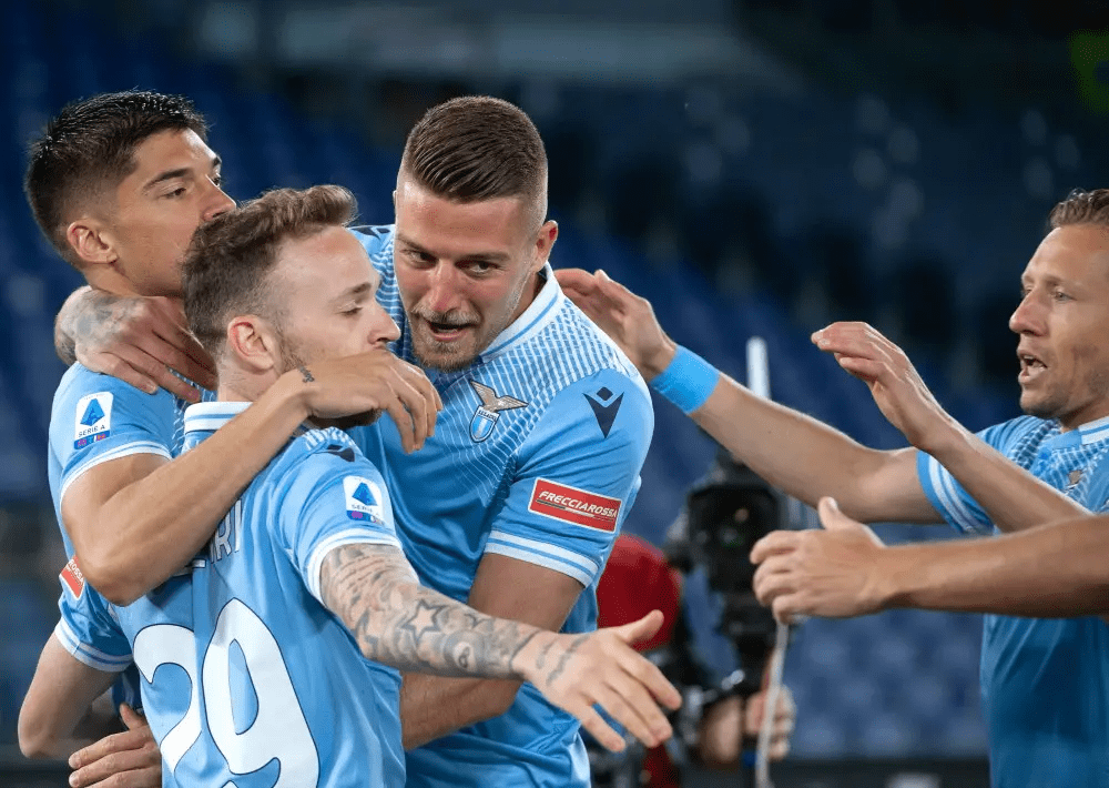 欧联杯 费耶诺德vs拉齐奥 蓝鹰再次翱翔,费耶诺德有点迷茫