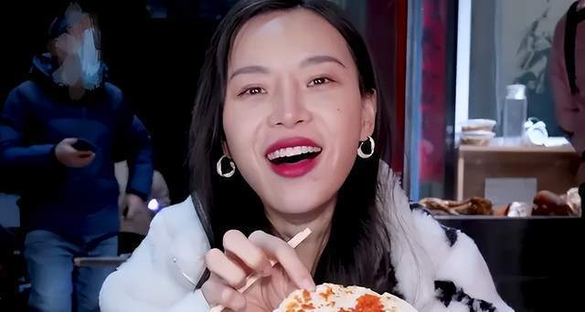 网红“小贝饿了”遭起底:老公在药监局上班 疑卖伪劣产品(图5)