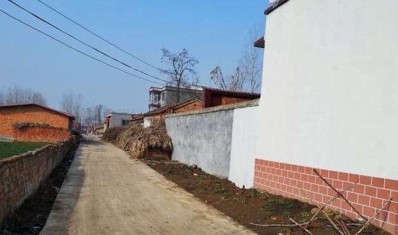 实拍高杨店乡中高村,这里可以称得上平舆县新农村的典范!