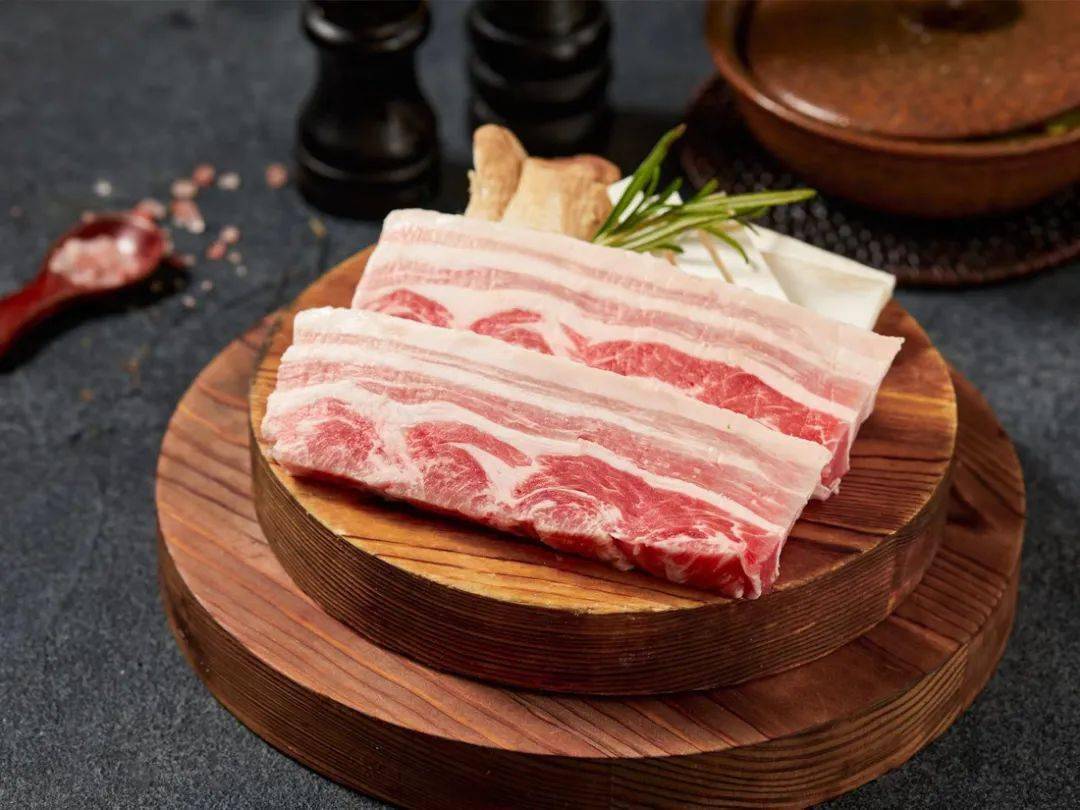 「皇冠厚切猪五花」