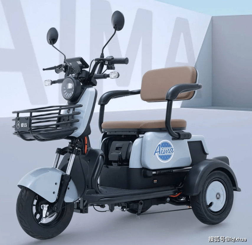淮海,爱玛推2款老年代步车,能上牌,驾驶简单,最大续航130公里_搜狐