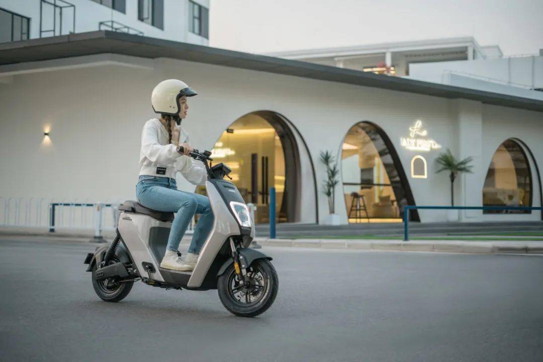 五羊-本田 new u-be觅色上市_搜狐汽车_搜狐网