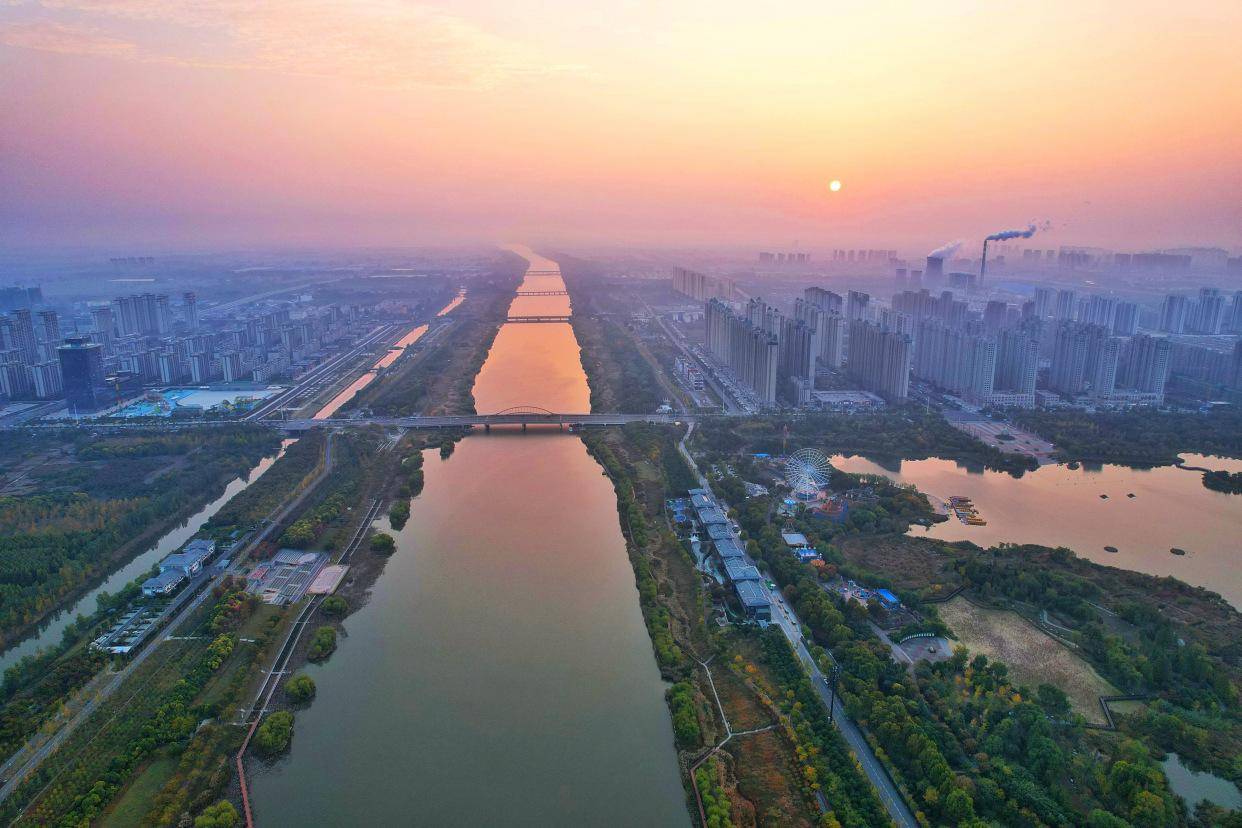安徽宿州寻幽,隐居汴河畔,西餐小酒网红民宿,开启一场城市露营_旅行