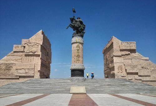 为何至今未发现元朝任何一位皇帝的陵墓?只因这个习俗_皇陵_树干_时候