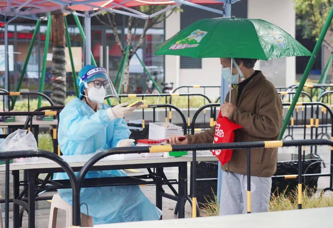 风里雨里，我们在战“疫”一线等你