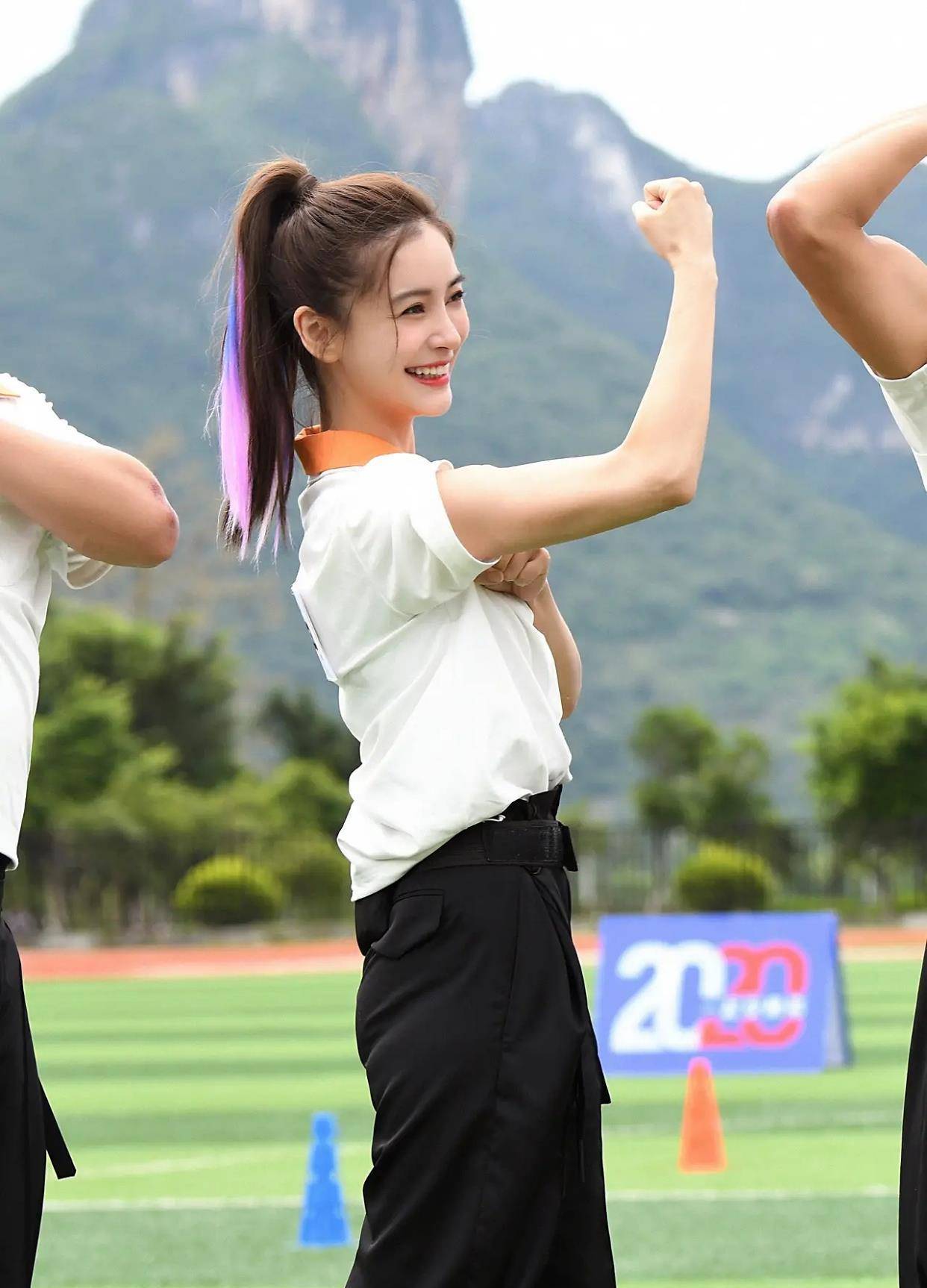 杨颖《奔跑吧》造型大盘点,每个都出奇的美,最喜欢马术少女!