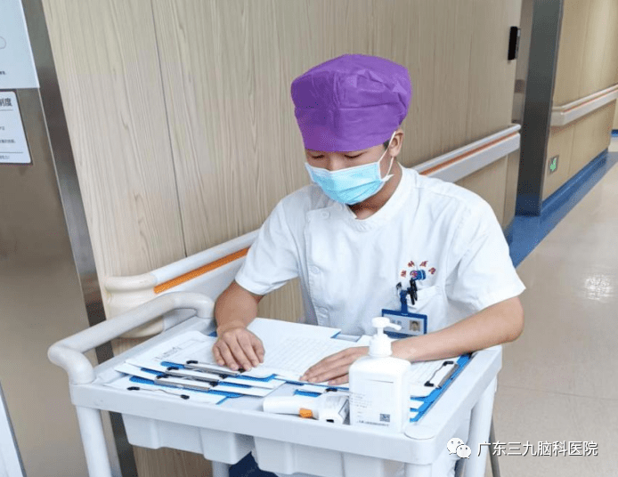 守护健康,做好病区“守门人”_工作_家属_疫情
