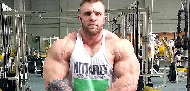 伊恩瓦利埃:大雷米在腿上使用了"西斯龙",他应该被裁判惩罚_奥林匹亚