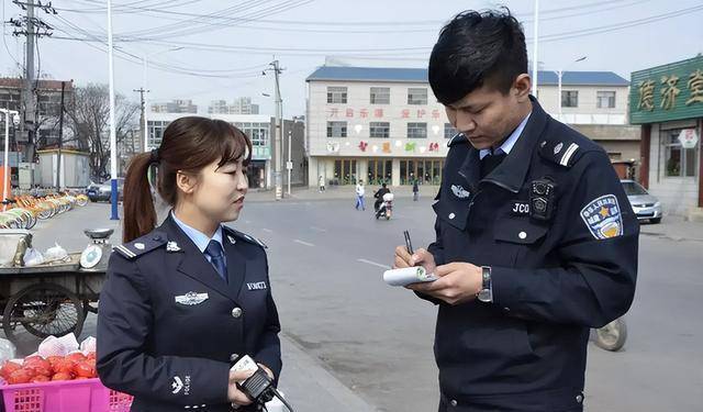 北大博士结业后当城管，被讪笑“读书无用”，看到薪资后才知实意