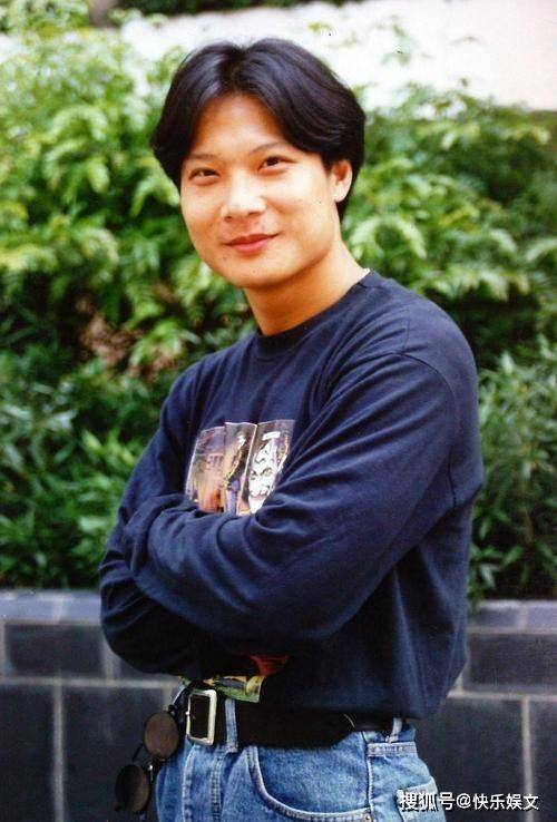 57岁港星钱嘉乐在街头打架!