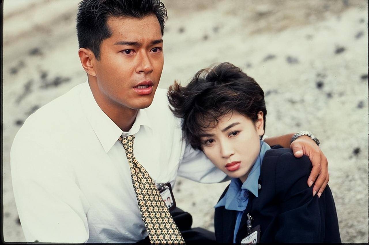 古天乐开始变"黑",袁洁莹侧颜惊艳,一部剧看懂tvb成功秘诀_作品_观众