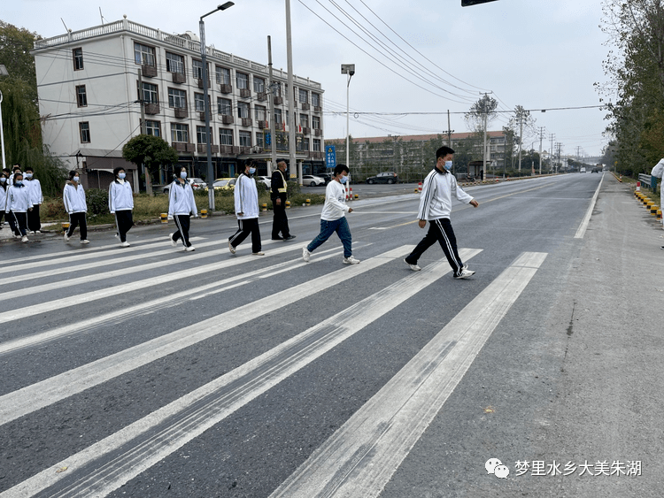 有学生发烧？莫慌，边“隔离”边陈述！