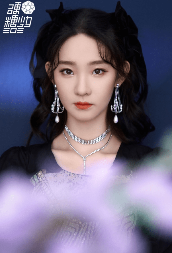 张艺凡拜托粉丝不要离开硬糖少女,评论区却一言难尽_徐艺洋_舞台_实力