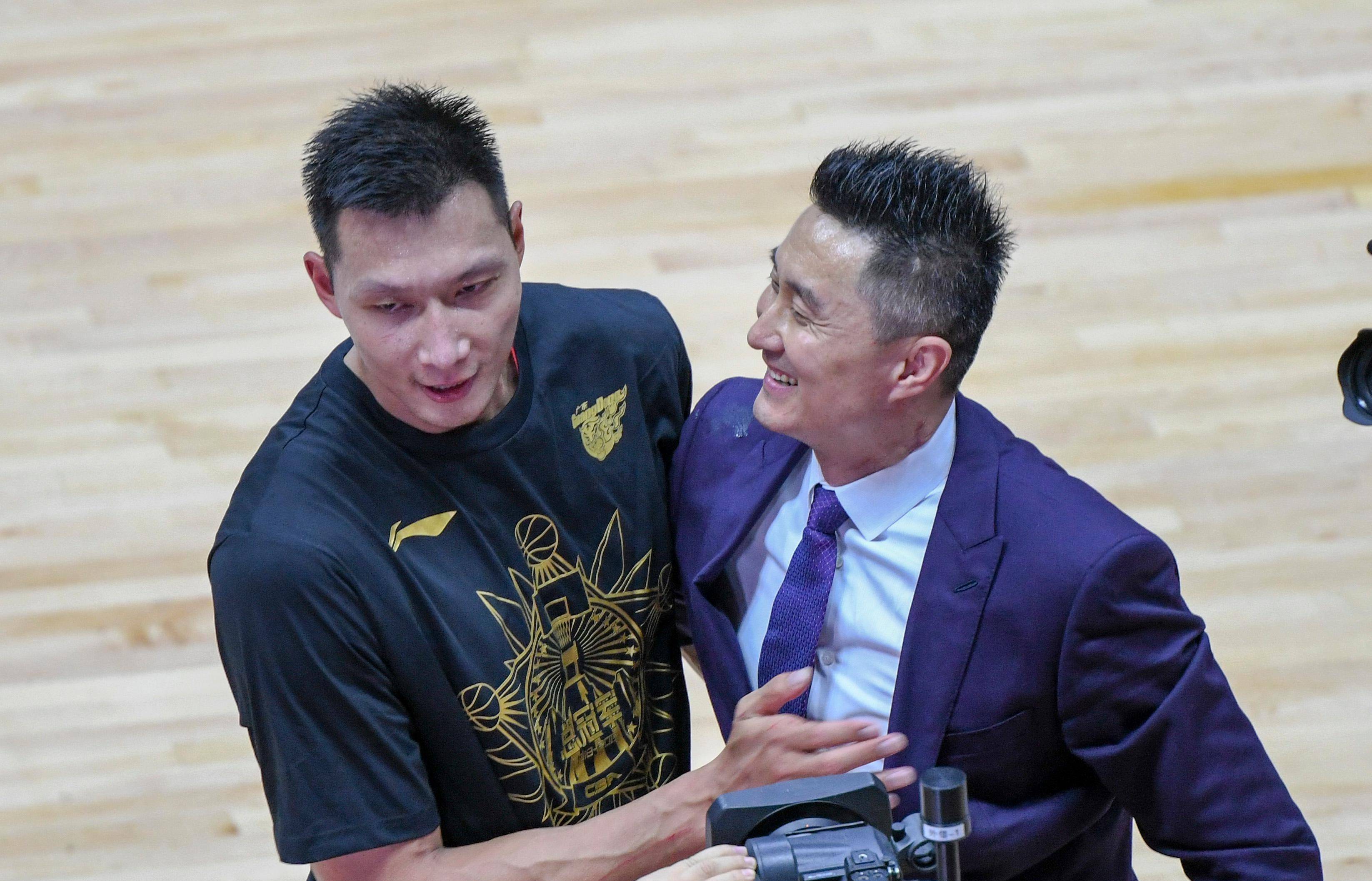 15 7神投中锋完美取代周琦 出身广东杜锋很满意_杜锋和_陶汉林_易建联