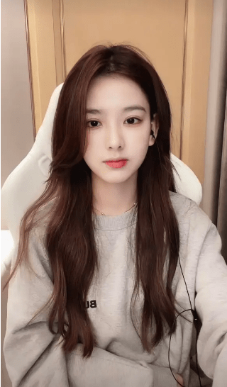 王思聪和孙一宁的前前后后，以及他征服的15位女网红