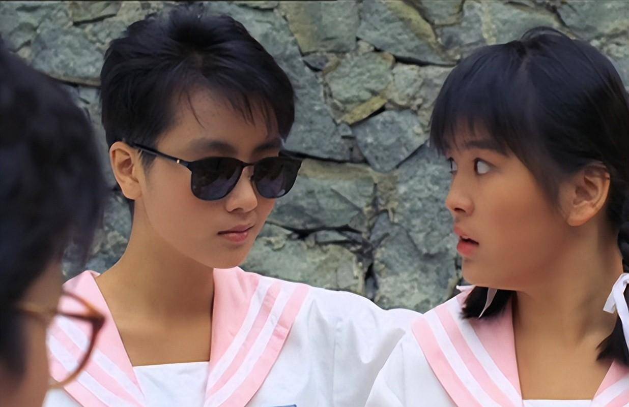 港片教父黄百鸣开创青春少女鬼片,《开心鬼》简直太经典_男生_林菁菁