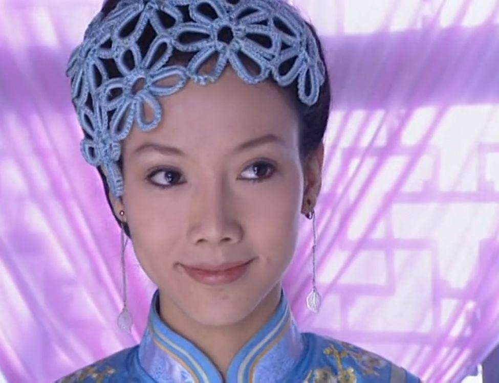 李浅身上透着古代侍女的古怪和聪慧.文博展示了顾盼儿有多好.