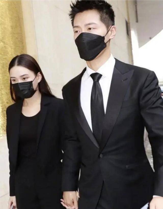 "山楂树哥哥"加拿大籍来之不易,拿下赌王最美千金,成豪门贵婿_窦骁