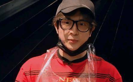 杜若溪合伙艺人开餐厅,钱却全投在800平装修上_薛之谦_什么_问题