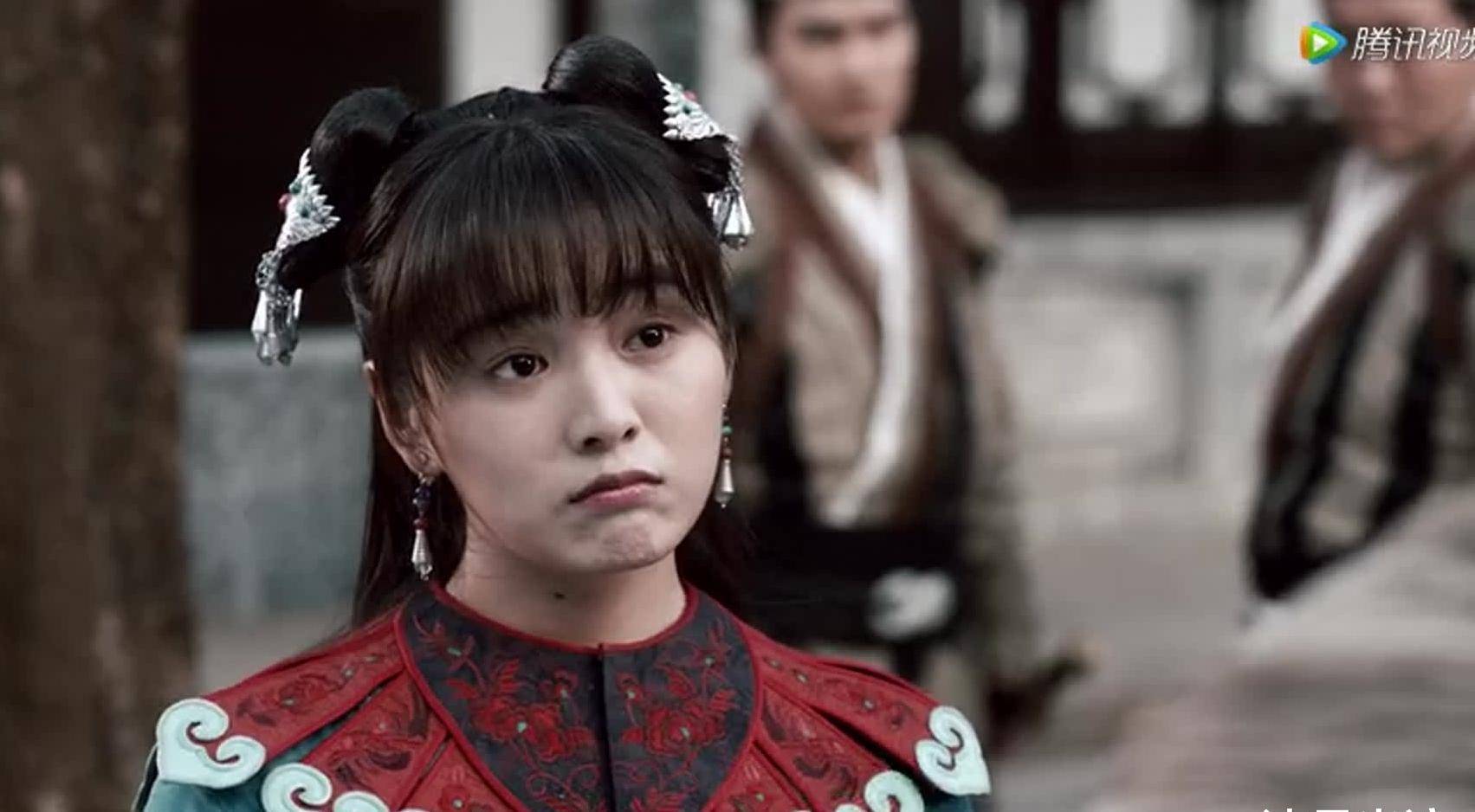 新版钟灵呆气还造型滑稽,tvb版才叫灵气逼人_段誉_何美钿_蓝色