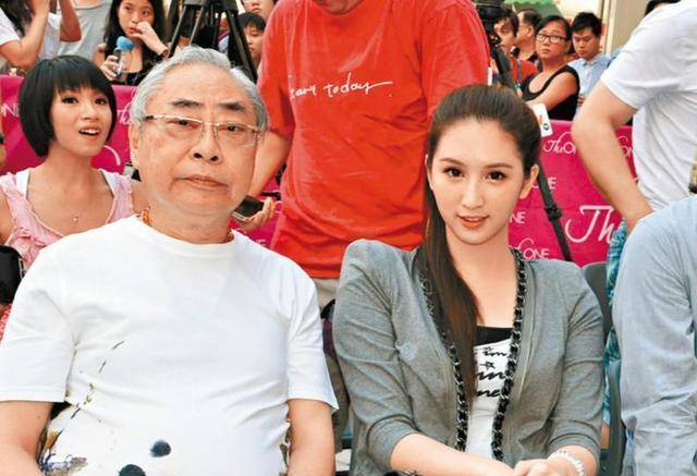 林建名:自曝有千名佳丽,"第一次"在17岁,曾对干女儿疼爱有加_何傲儿