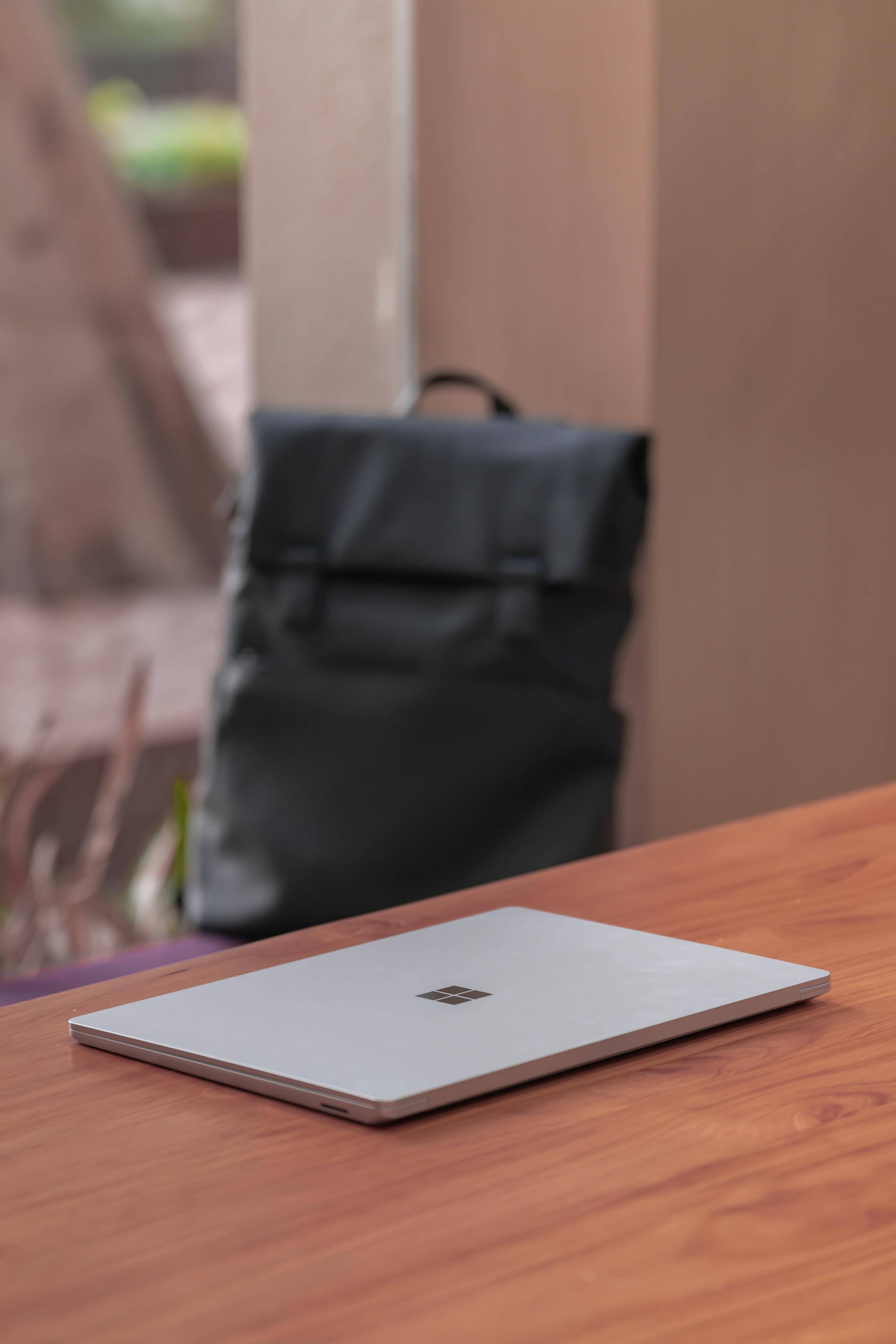 Surface Laptop 5 详测：模具延续经典，配置常规升级，性能表现亮眼