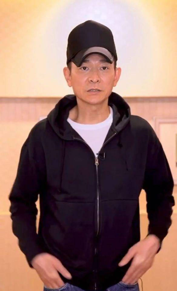 21岁欧阳娜娜《粉色樱与大眠王》热播中_刘德华_胭脂_礼物