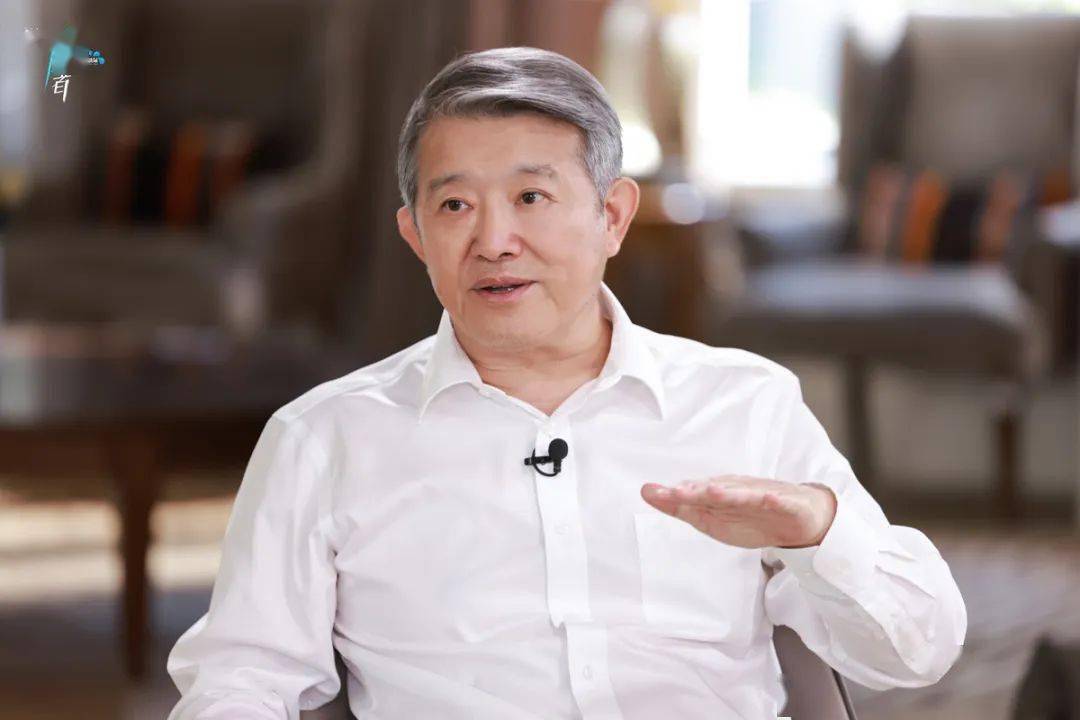 《杨澜访谈录》| 对话陈东升:长寿时代下的生命思考与养老探索