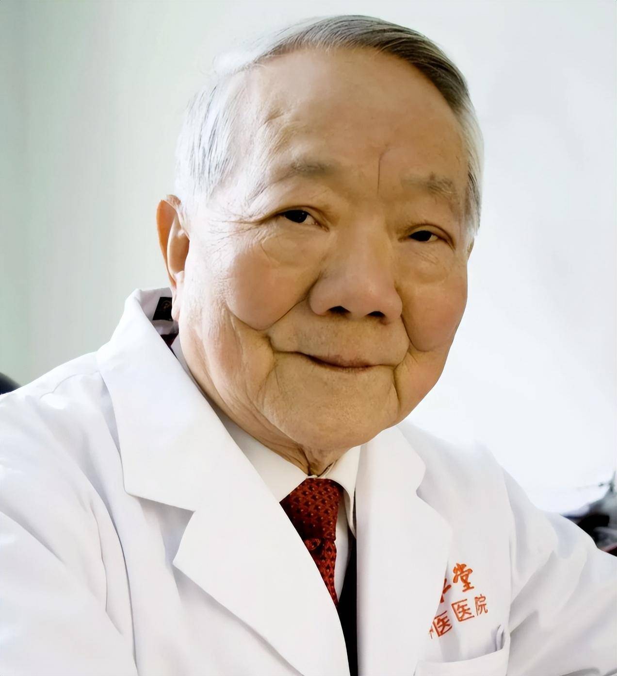 九旬名老中医高益民,分享他的养生经:每天坚持喝一杯“秘方茶”_按摩_的作用_气血