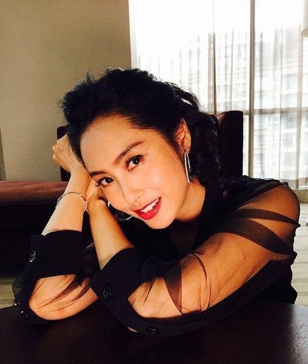 49岁朱茵未ps生图流出:原来,紫霞仙子背后是这样的_身材_运动_漂亮