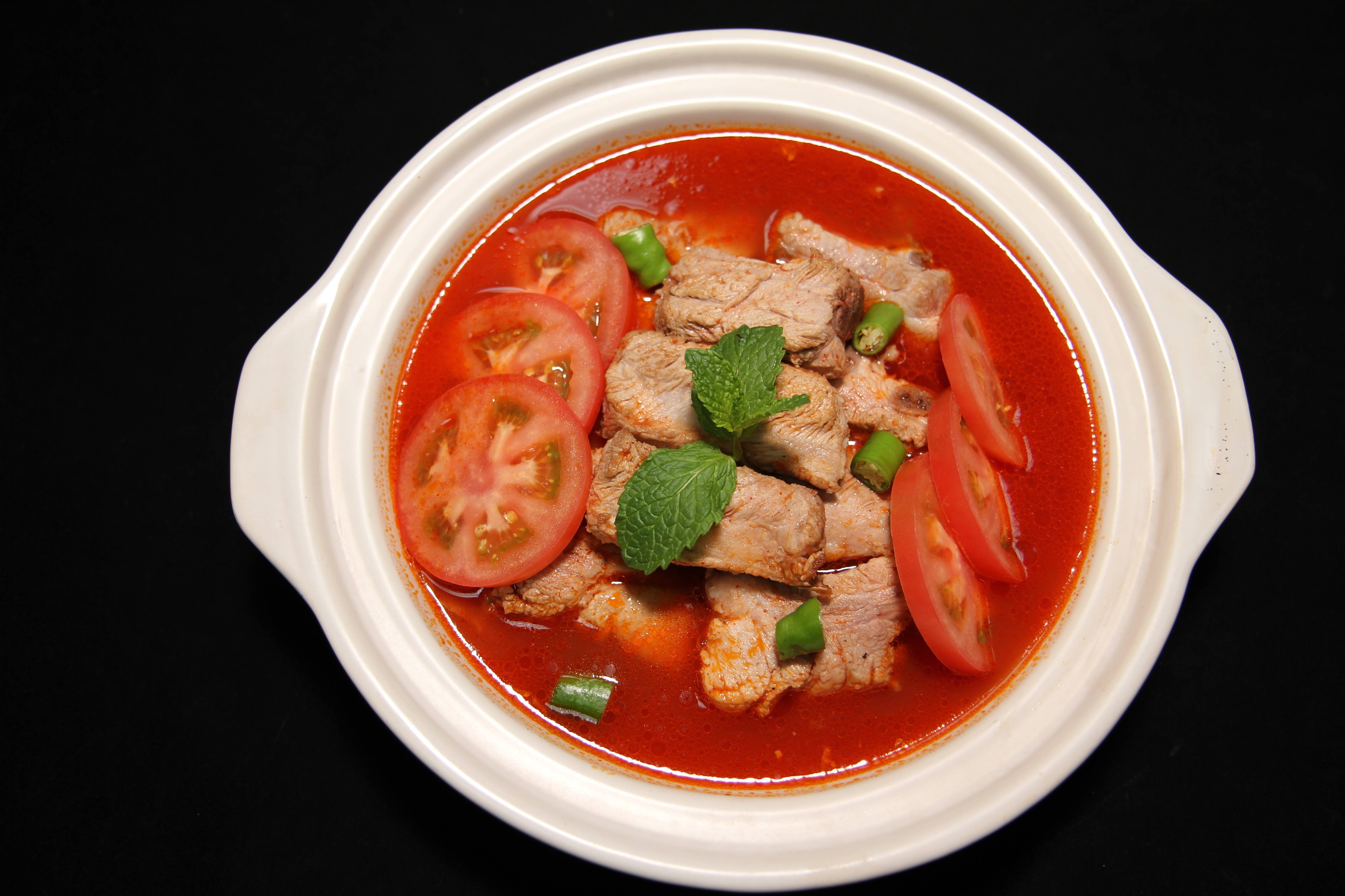 寻味苗疆 解密酸汤 北京万达文华酒店 开启冬日酸辣火热新味_度假村