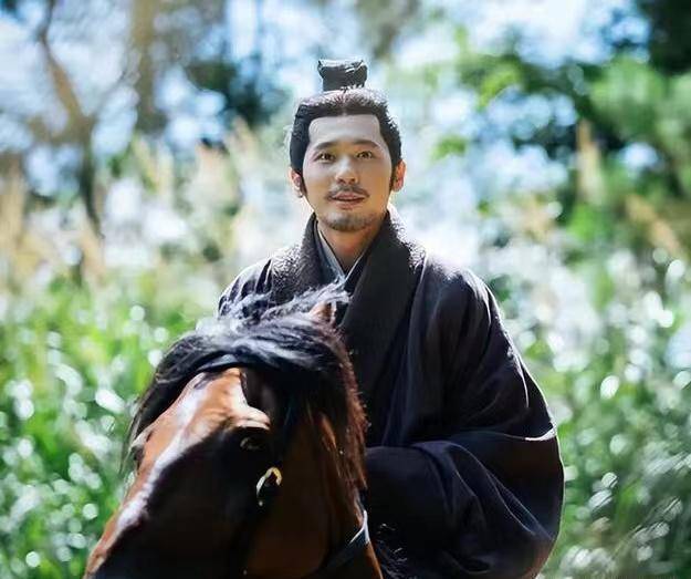 曹光,韩沉,章远,蔡晴川,赵云澜,乔一成,这些角色让许多人都没认出来是