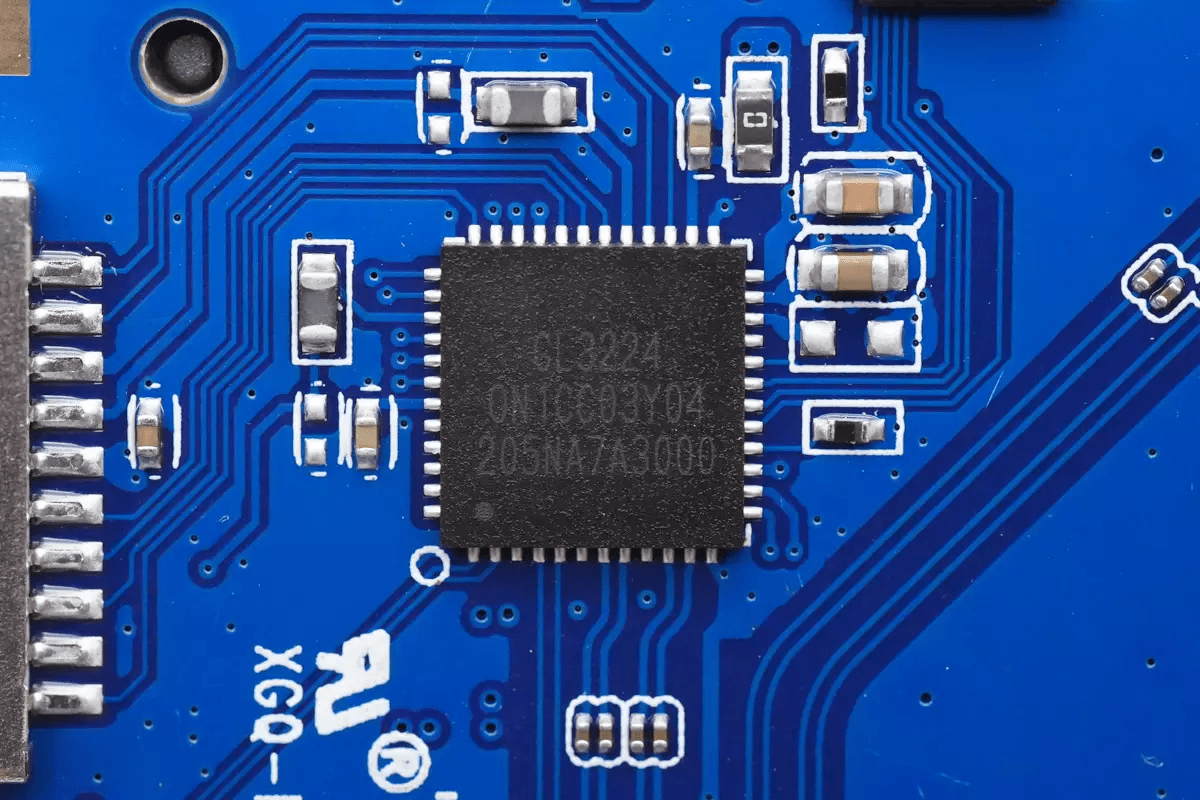 g5009cg网络隔离变压器特写.瑞昱alc4030耳机声卡芯片用于扩展坞3.