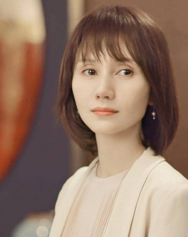 混血级美感—袁泉_原因_因为_颧骨