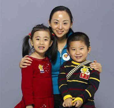 "千手观音"邰丽华:2岁失聪29岁爆红,拒绝富二代8年追求嫁初恋_父母