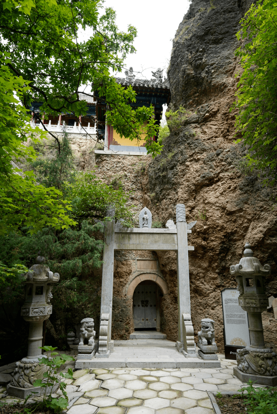 孤立幽谷似乌龟,这期便来讲讲——崆峒山灵龟台_旅游_菩萨_公元