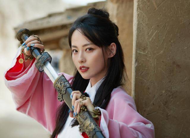 34岁张嘉倪演绎"紫霞仙子",颜值在线气质却不同于朱茵_角色_观众_灵气