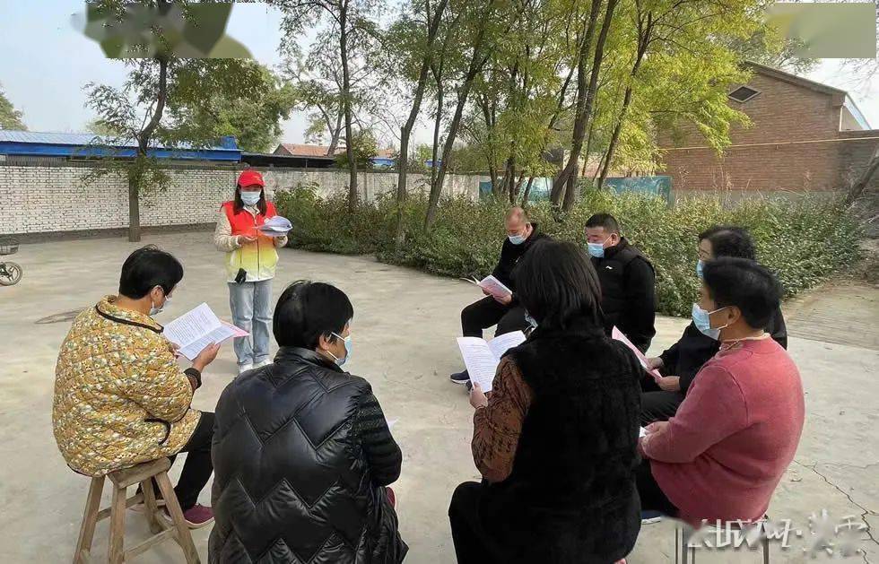 雄县:"小马扎"宣讲 让二十大精神入民心_小分队_建设_雄州镇