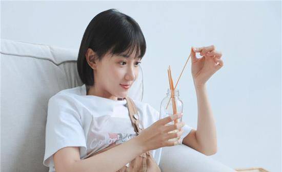 九零后女演员卜冠今,十四岁开始吃素食,因一视频成为