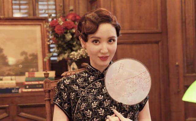 环球小姐的出身,专门演坏女人,张萌又又又火了_角色_因为_生活