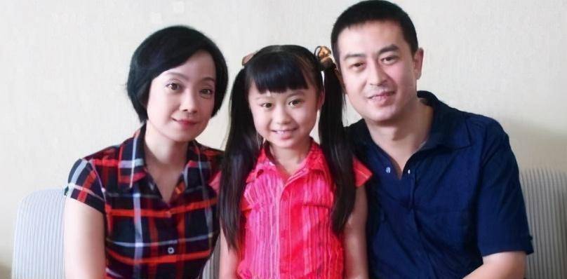 他知名靠的是前任,娶影后被讽软饭男,今终究功成名就_张嘉译_文娱_篇